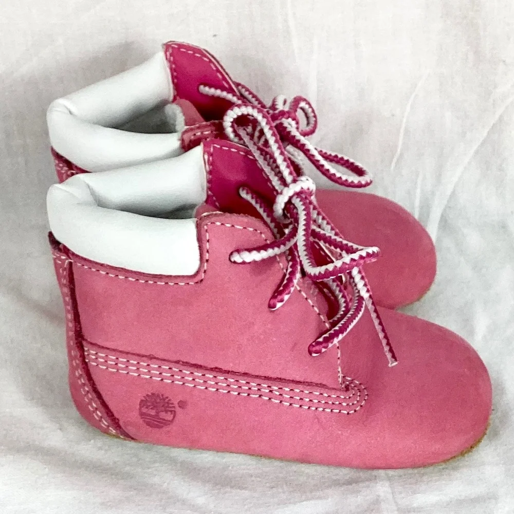 Timberland Suede Infant Baby Soft Crib Shoes Size 2 Pink White Booties